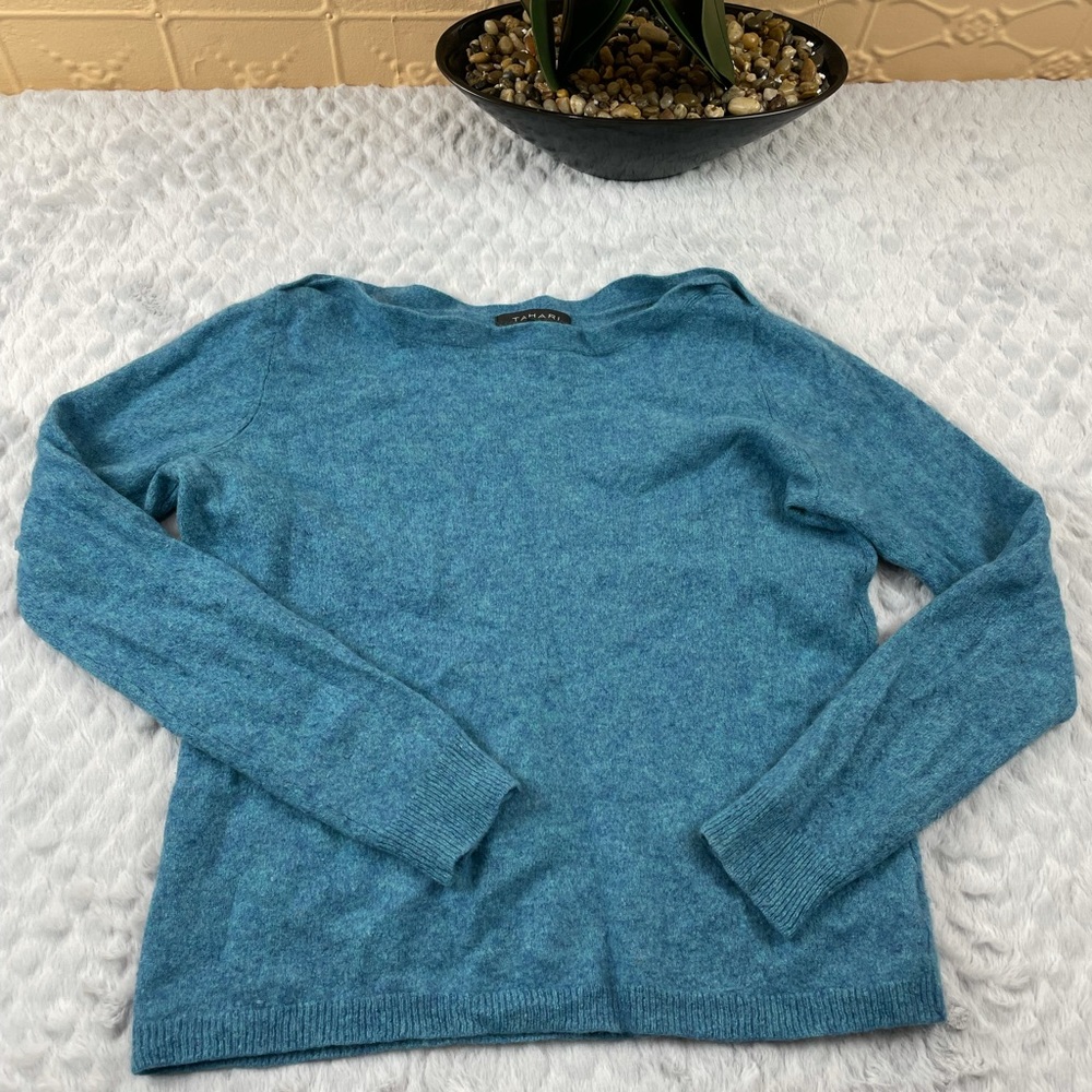 Tahari 100% cashmere sweater size xl
